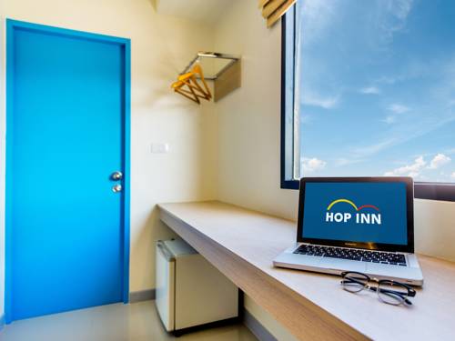 Imagen de la habitación del Hotel Hop Inn Phitsanulok. Foto 12