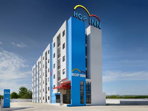 Imagen de la habitación del Hotel Hop Inn Trang. Foto 2