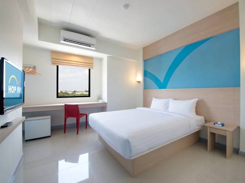 Imagen de la habitación del Hotel Hop Inn Trang. Foto 10