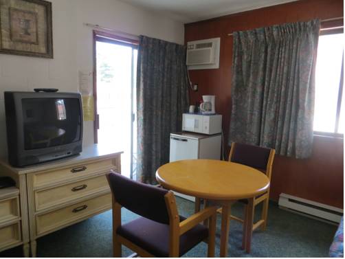 Imagen de la habitación del Hotel Hope Inn and Suites. Foto 7