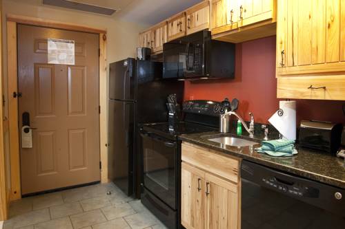 Imagen de la habitación del Hotel Hope Lake Lodge & Indoor Waterpark. Foto 4