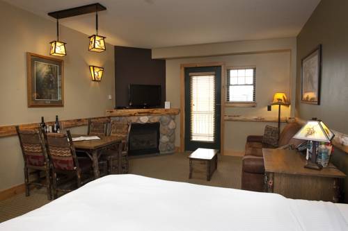 Imagen de la habitación del Hotel Hope Lake Lodge & Indoor Waterpark. Foto 11