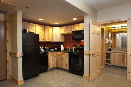 Imagen de la habitación del Hotel Hope Lake Lodge & Indoor Waterpark. Foto 15