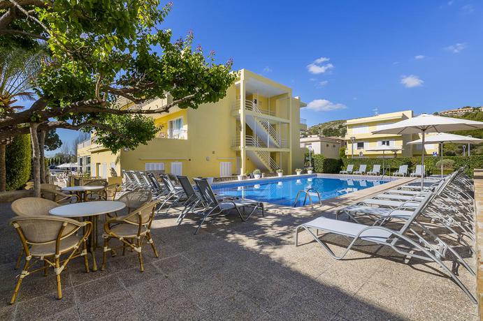 Imagen de los exteriores del Hotel Hoposa Panorama. Foto 7