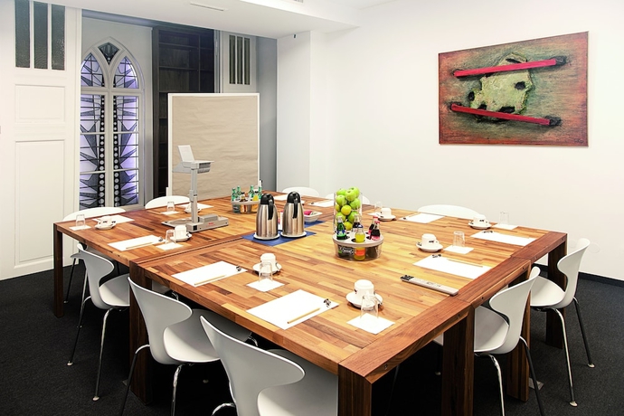 Imagen de los interiores del Hotel Hopper St. Josef. Foto 17