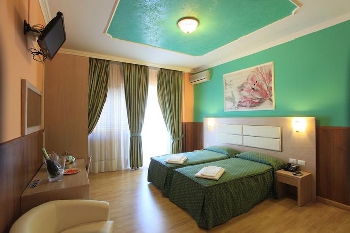 Imagen de la habitación del Hotel Hori Balconata 2.0 Banqueting and Accommodations. Foto 10