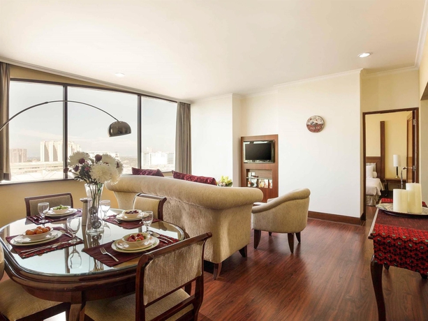 Imagen de la habitación del Hotel Horison Arcadia Mangga Dua. Foto 7