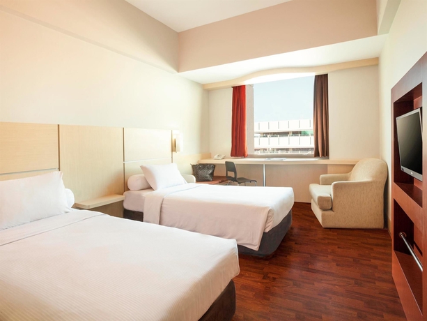 Imagen de la habitación del Hotel Horison Arcadia Mangga Dua. Foto 9