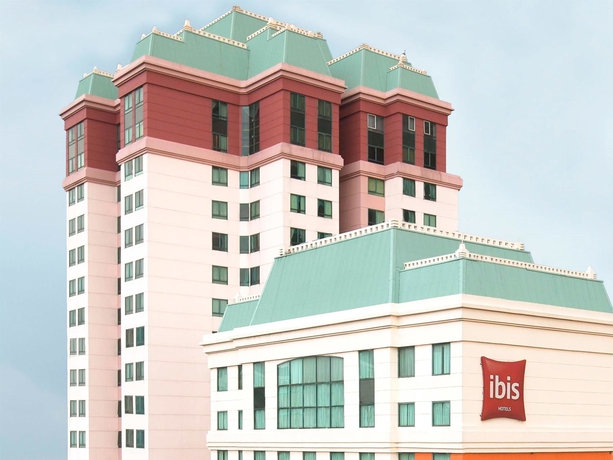Imagen general del Hotel Horison Arcadia Mangga Dua. Foto 3