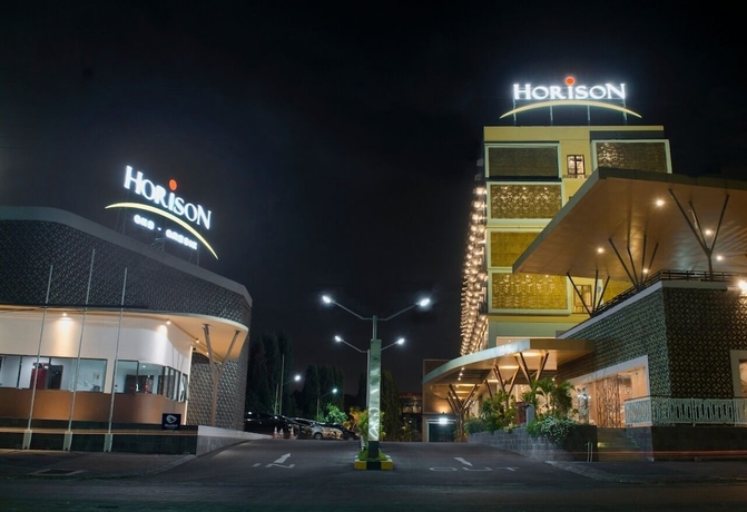 Imagen general del Hotel Horison Gkb Gresik - Chse Certified. Foto 1
