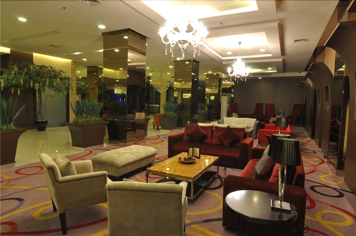 Imagen de los interiores del Hotel Horison Grand Serpong. Foto 19