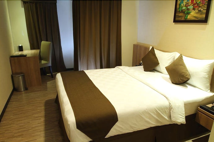 Imagen de la habitación del Hotel Horison Grand Serpong. Foto 12