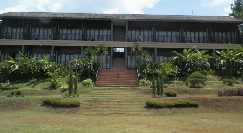 Imagen general del Hotel Horison Green Forest Bandung. Foto 5