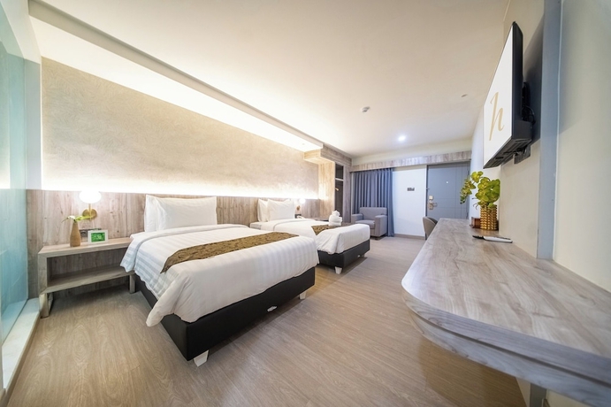 Imagen de la habitación del Hotel Horison IJ Kudus. Foto 6