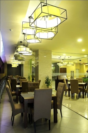 Imagen del bar/restaurante del Hotel Horison Lampung - Chse Certified. Foto 5