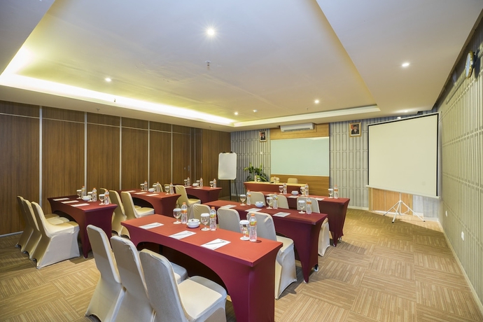 Imagen de los interiores del Hotel Horison Palma Pangandaran - Chse Certified. Foto 17