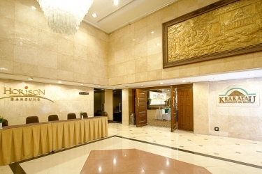 Imagen de los interiores del Hotel Horison Ultima Bandung. Foto 5