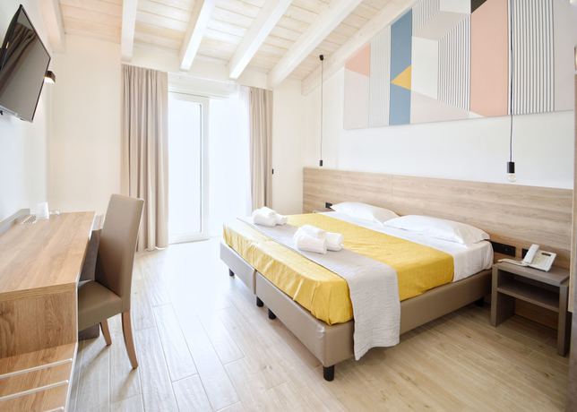 Imagen de la habitación del Hotel Horizon Badesi. Foto 13