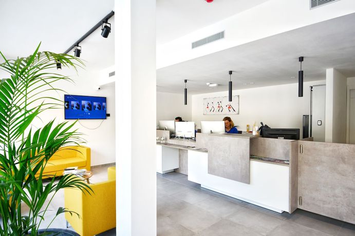 Imagen de los interiores del Hotel Horizon Badesi. Foto 20