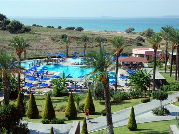 Imagen general del Hotel Horizon Beach Resort. Foto 8