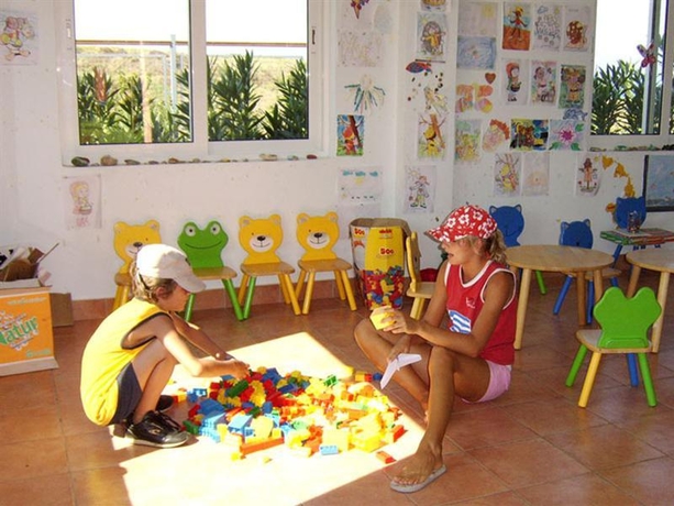 Imagen general del Hotel Horizon Beach Resort. Foto 12