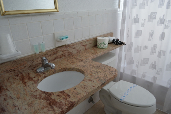Imagen de la habitación del Hotel Horizon By The Sea Inn. Foto 2