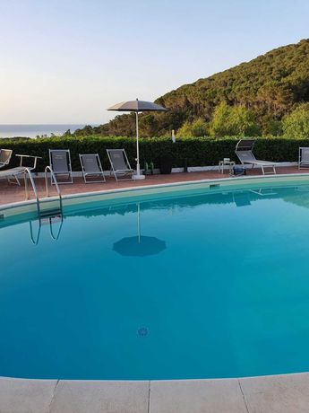 Imagen de la piscina del Hotel Horizon Elba. Foto 17