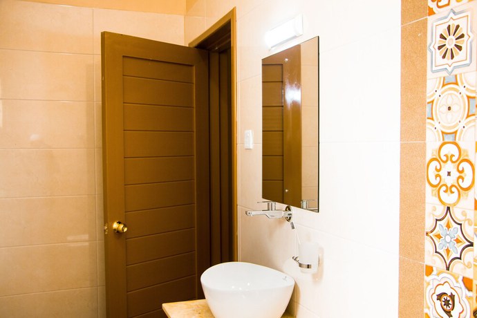 Imagen de la habitación del Hotel Horizon Entebbe. Foto 9