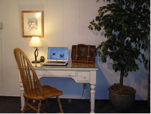 Imagen de la habitación del Hotel Horizon Inn & Ocean View Lodge. Foto 16