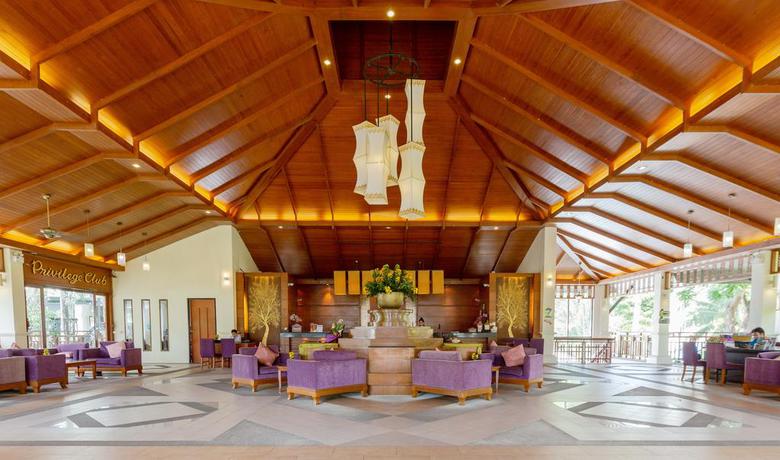 Imagen de los interiores del Hotel Horizon Karon Beach Resort and Spa. Foto 11