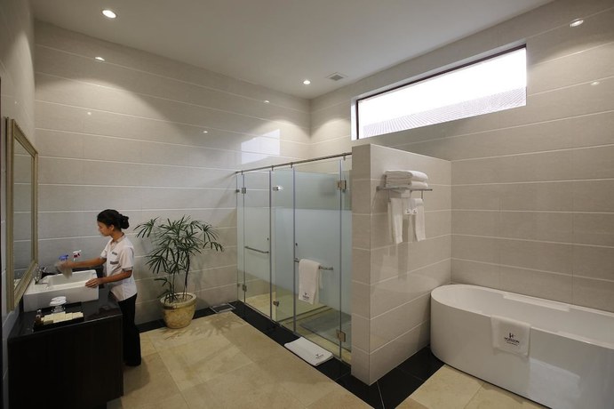 Imagen de la habitación del Hotel Horizon Lake View Resort. Foto 9