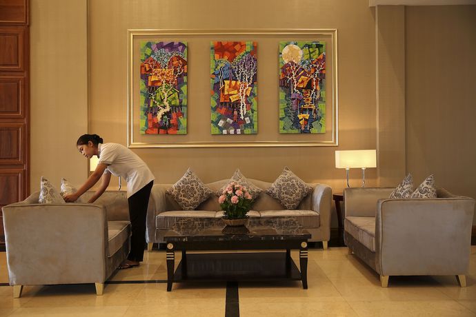 Imagen de los interiores del Hotel Horizon Lake View Resort. Foto 18