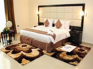 Imagen del bar/restaurante del Hotel Horizon Manor. Foto 4