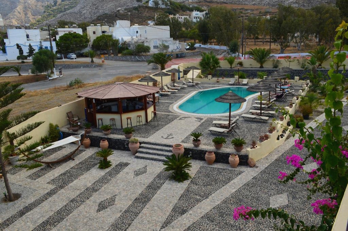 Imagen de la piscina del Hotel Horizon Resort. Foto 16