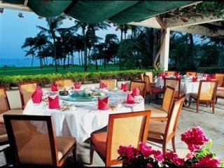 Imagen del bar/restaurante del Hotel Horizon Resort & Spa. Foto 2