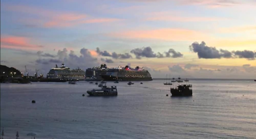 Imagen de los exteriores del Hotel Horizon View Beach. Foto 16