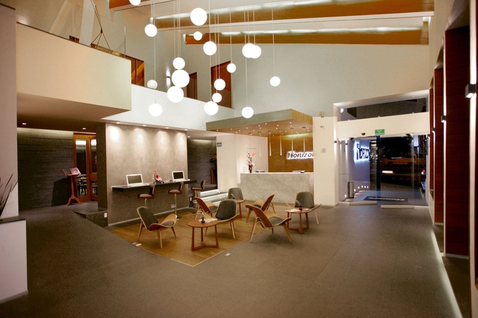 Imagen de los interiores del Hotel Horizon and Convention Center. Foto 14