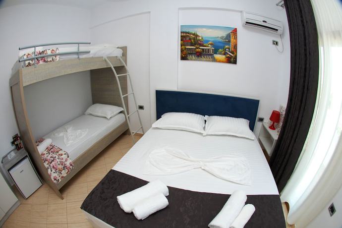 Imagen de la habitación del Hotel Horizont, Aliko. Foto 15