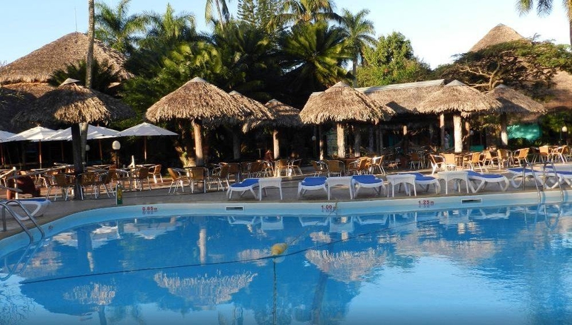 Imagen general del Hotel Horizontes Los Caneyes. Foto 16