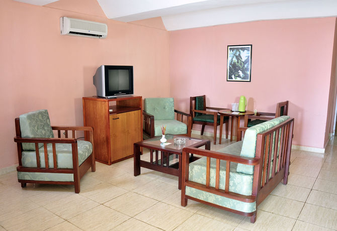 Imagen de la habitación del Hotel Horizontes Playa Larga. Foto 3