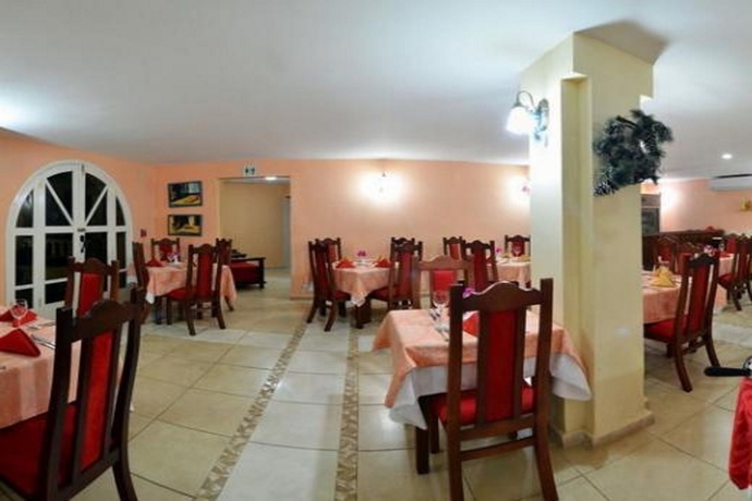 Imagen general del Hotel Horizontes Rancho San Vicente. Foto 9