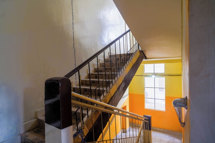 Imagen de los interiores del Hotel Hornbill Residency. Foto 15