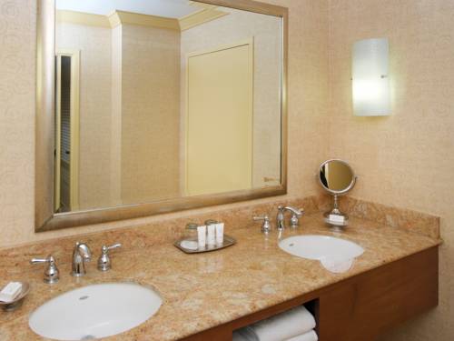 Imagen de la habitación del Hotel Horseshoe Bay Resort. Foto 9