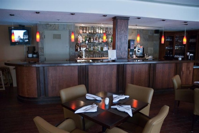 Imagen del bar/restaurante del Hotel Horseshoe Resort. Foto 2