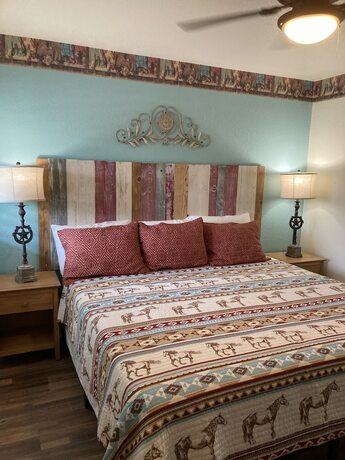 Imagen de la habitación del Hotel Horseshoe Riverside Lodge. Foto 17