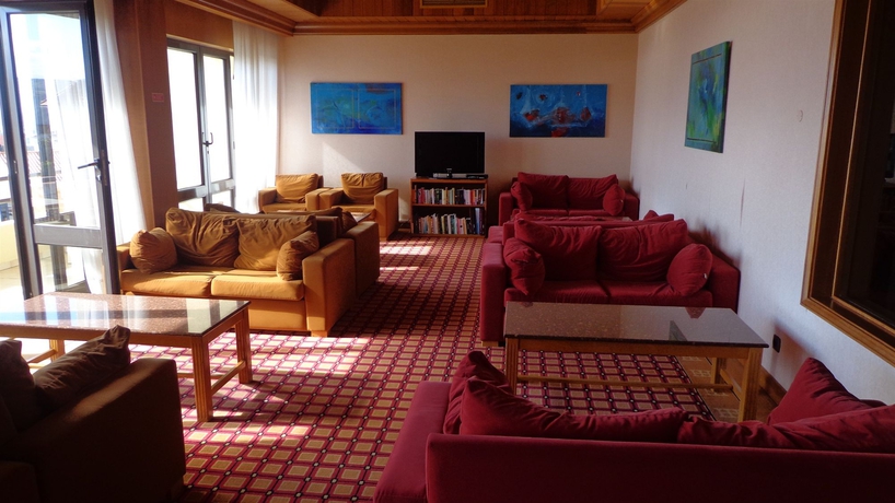 Imagen de los interiores del Hotel Horta. Foto 9