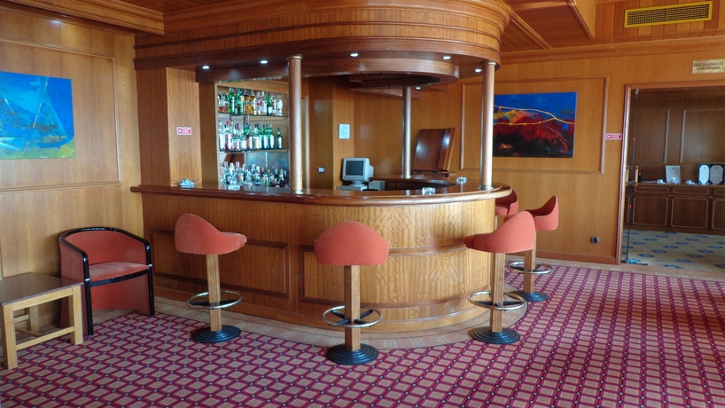 Imagen del bar/restaurante del Hotel Horta. Foto 4