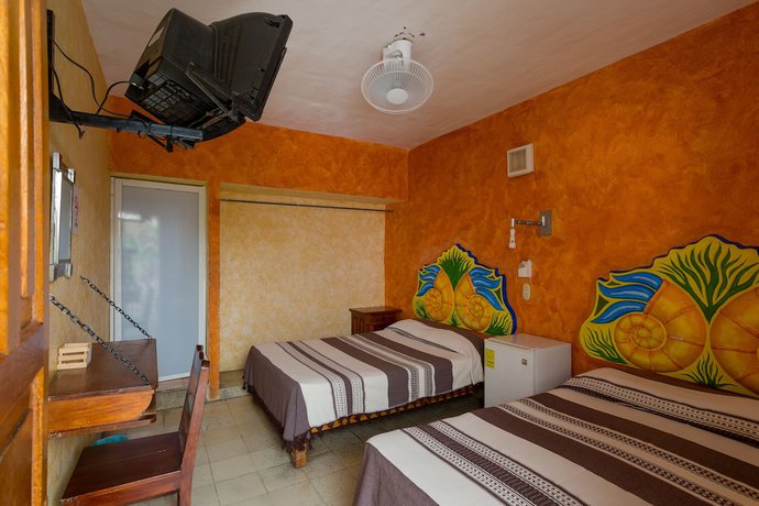 Imagen de la habitación del Hotel Hortencia. Foto 5