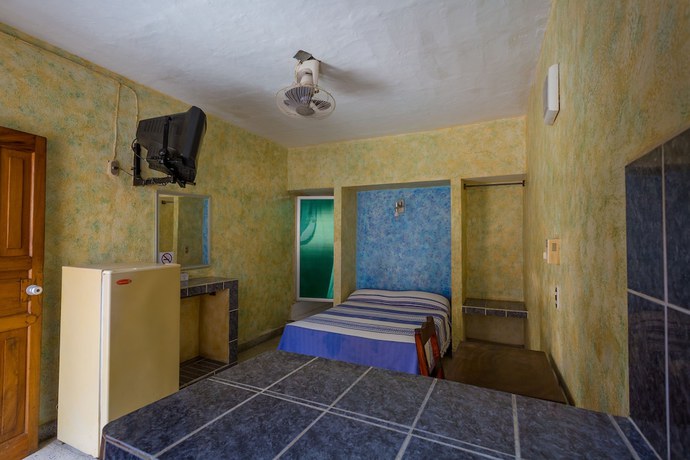 Imagen de la habitación del Hotel Hortencia. Foto 8