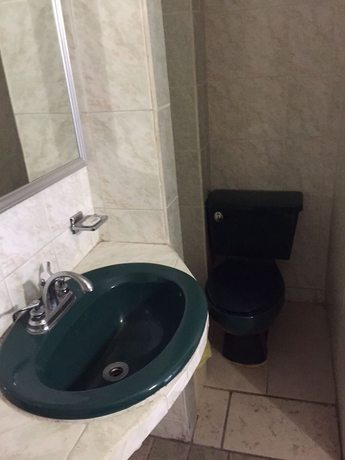 Imagen de la habitación del Hotel Hortencia. Foto 16